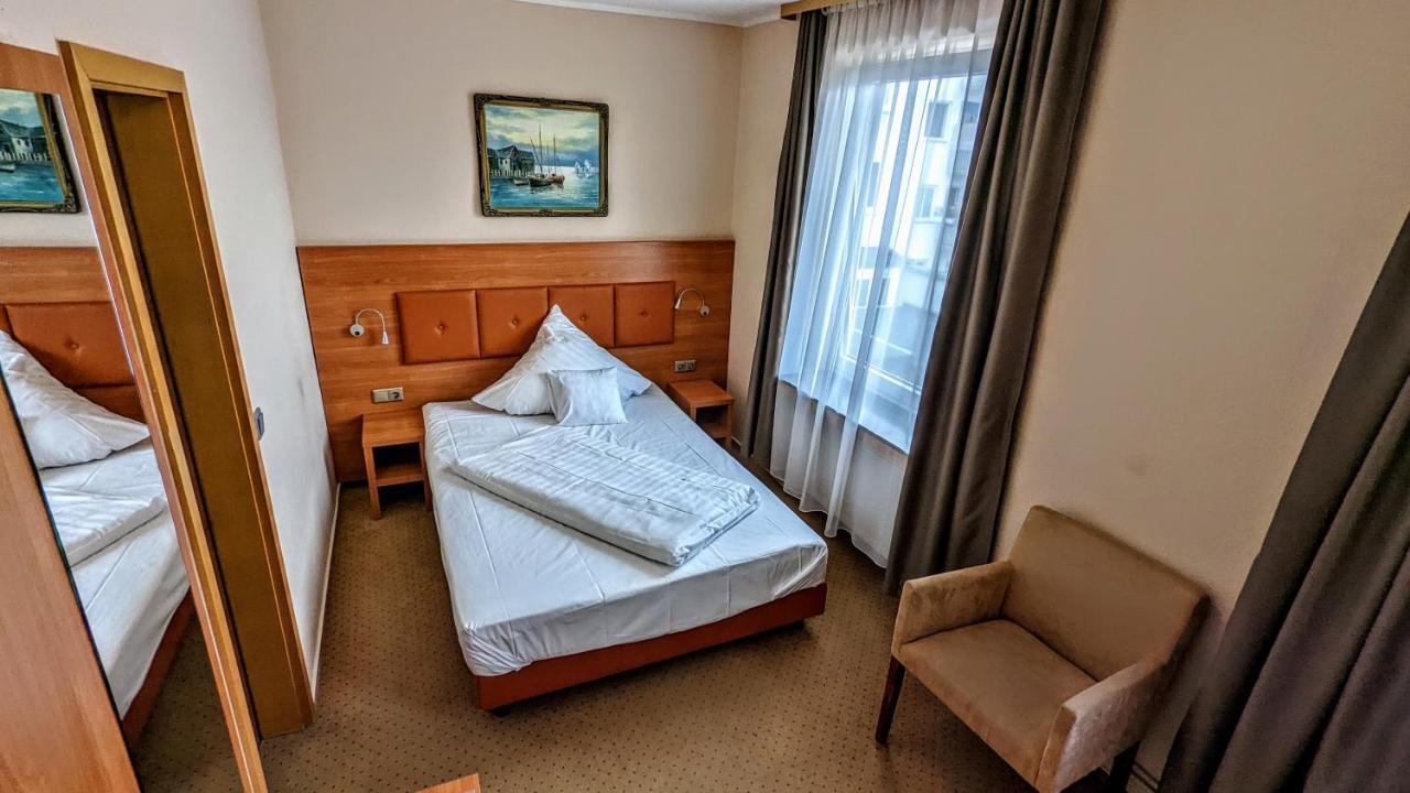Hotel Am Rathaus 카셀 외부 사진