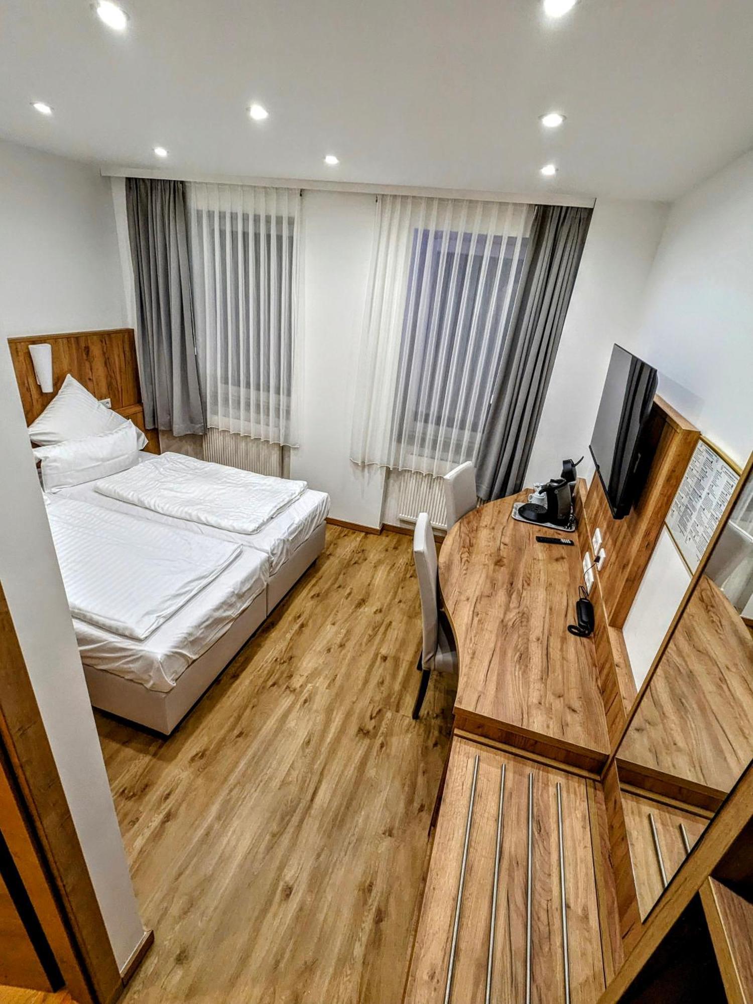 Hotel Am Rathaus 카셀 외부 사진